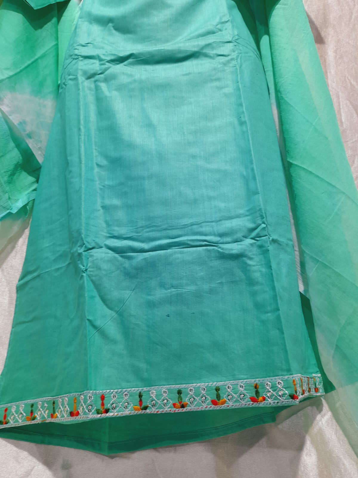 Unite Enigma Stylish Ethnic Wear – Green Kurta with Matching Dupatta