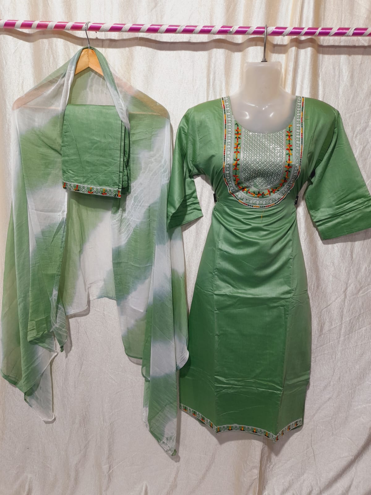 Enigma Stylish Ethnic Wear – Green Kurta with Matching Dupatta